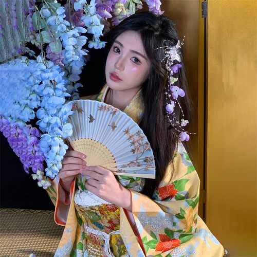 新款服饰闺蜜拍照主题浴衣拍摄改良式和服风服装摄影神明少女和服
