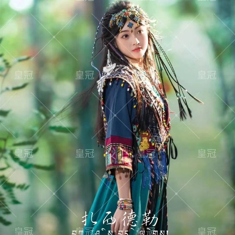 影楼新款苗疆少女服装异域风情古风民族风凤凰旅拍写真杨超越同款