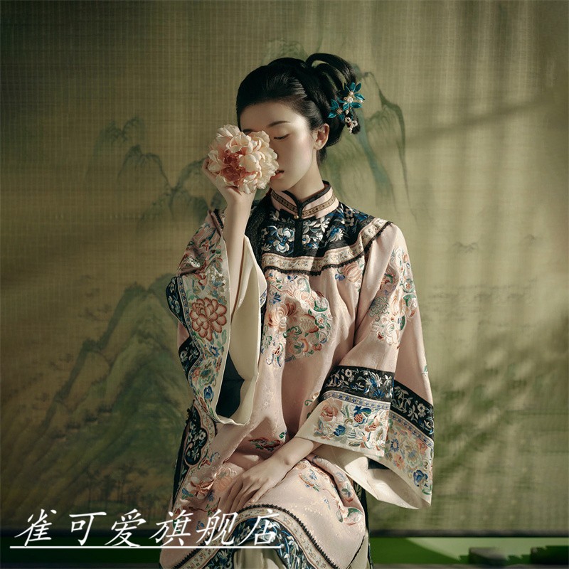 照相馆新款新中式宫廷风格格服装晚清汉服少奶奶粉色套装摄影服写