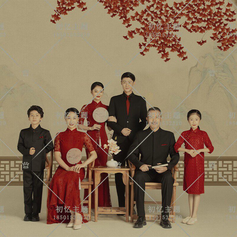 影楼复古亲子主题摄影服装一家六口红色旗袍套装新中式工笔画礼服