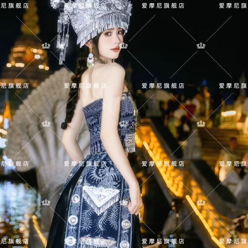 新款哈尼异域风情西双版纳苗疆少女民族风凤凰古城旅拍写真服装