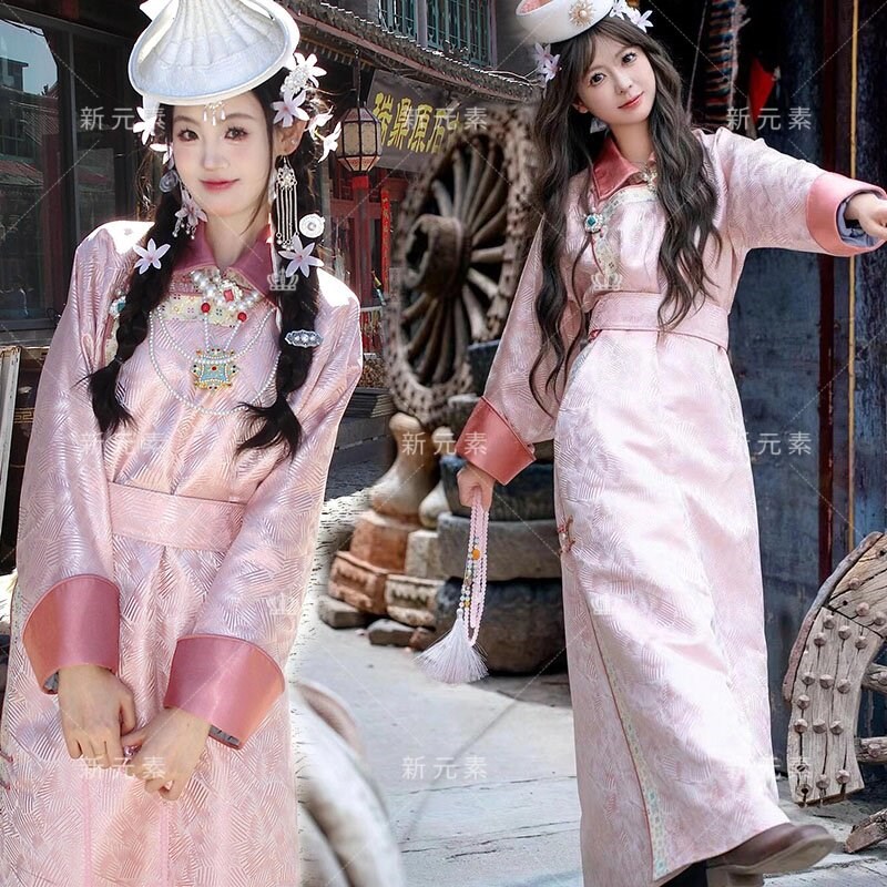 新爆款内蒙古草原写真旅拍服装蒙古袍服装小清新蒙古少女拍照服饰