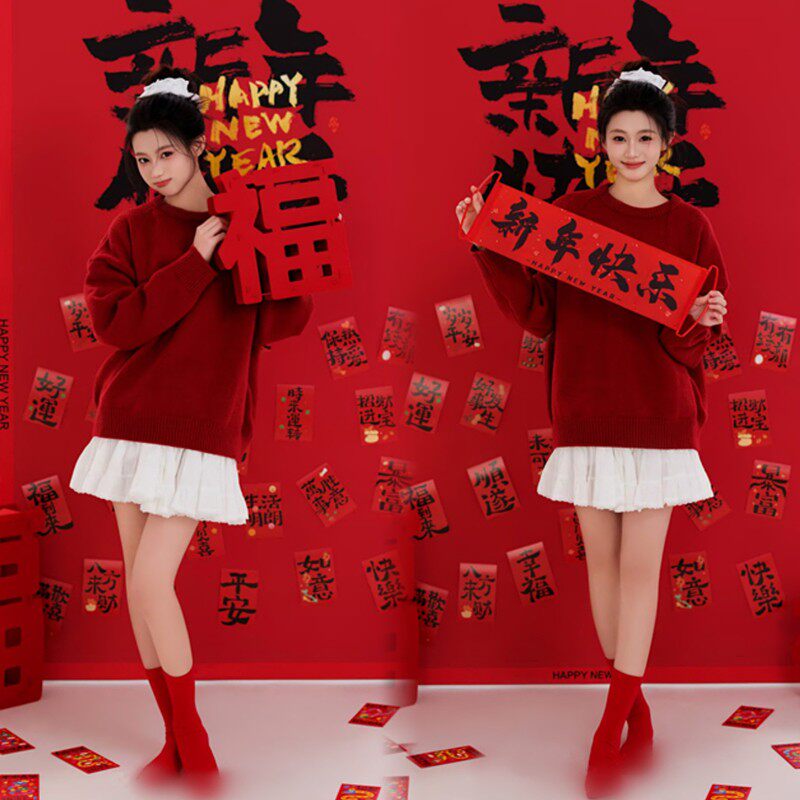 2025影楼新年蛇年主题写真秋冬红色毛衣可爱少女艺术照摄影服装