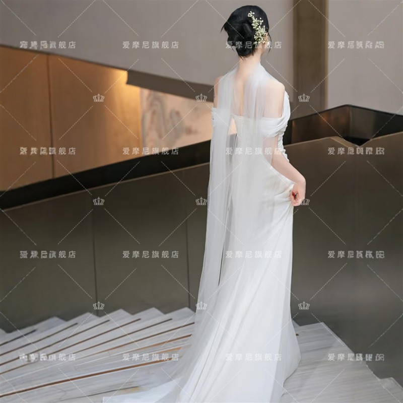 法式抹胸轻婚纱高级感简约晨袍森系超仙新娘迎宾出门纱鱼尾礼服裙