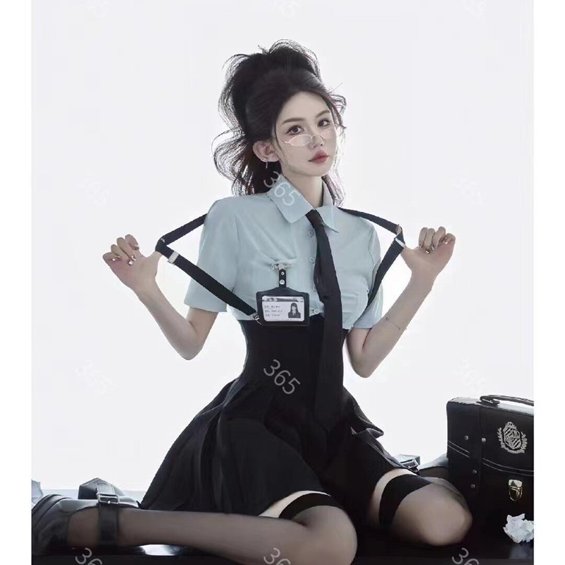 影楼主题韩杂少女学院风写真美式证件照服装个人艺术照摄影jk制服