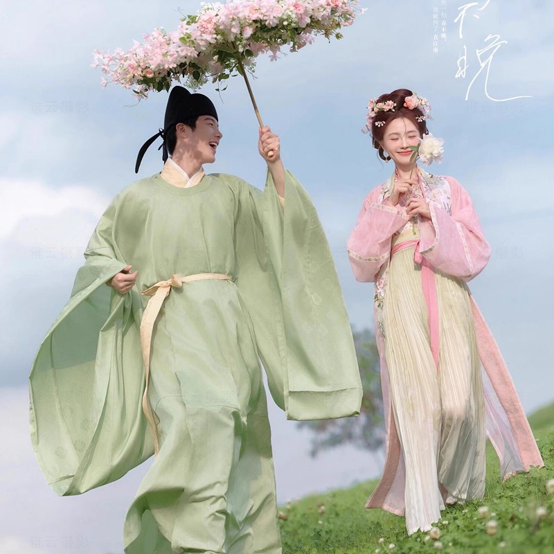 新款影楼情侣服装拍照主题唐制汉服情侣俏皮可爱甜美情侣服装