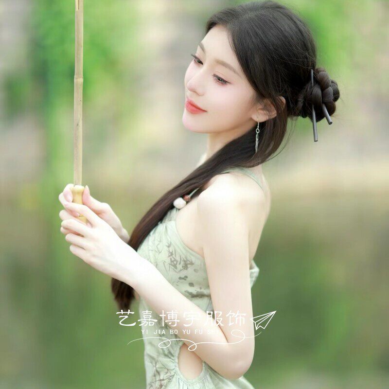 影楼古风主题写真连衣裙国风艺术照新中式旗袍清冷感个人摄影服装