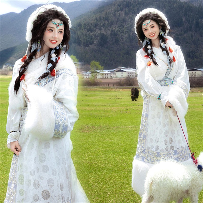 藏族服装女新款高端夏季藏袍少数民族风云南大理西藏旅拍藏服写真