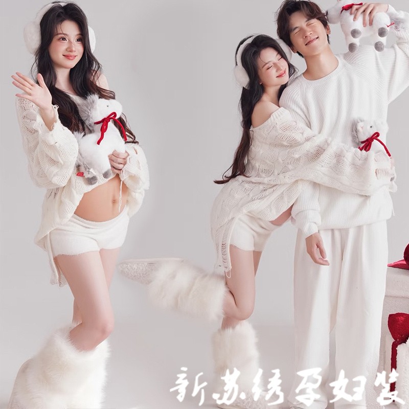 影楼新款孕妈咪情侣秋冬主题简约室内小清新大肚照高级感摄影服装