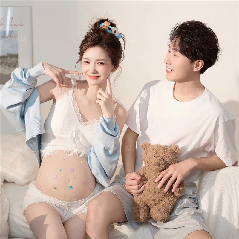 孕妇情侣主题影楼服装新款小清新甜美套装孕妈咪艺术夫妻在家拍照