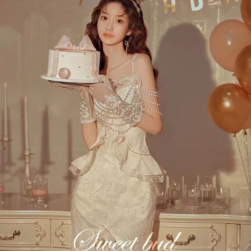 影楼新款法式千金名媛生日写真主题服装画报风少女艺术照摄影礼服
