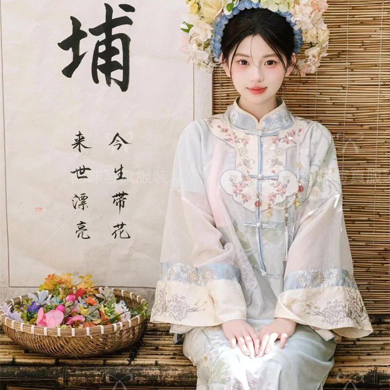 影楼新款簪花汉服泉州浔埔拍照写真明媚少女甜美风艺术照摄影服饰