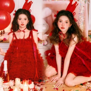 影楼新年主题喜庆生日写真红色连衣裙甜美风少女个人艺术照摄影服