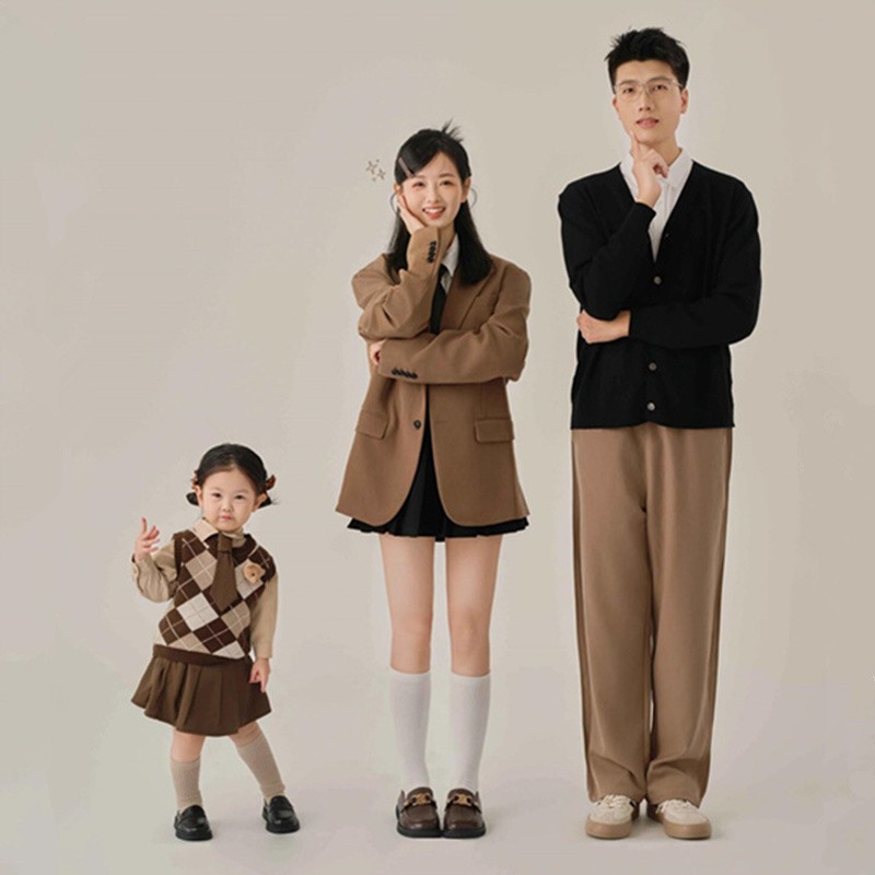 影楼亲子拍照主题一家三口全家福家庭装学院风周岁摄影写真服装