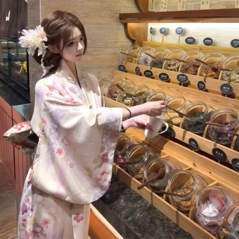 新款和服神明日系传统摄影少女复古拍照写真日本改良日式浴衣服装