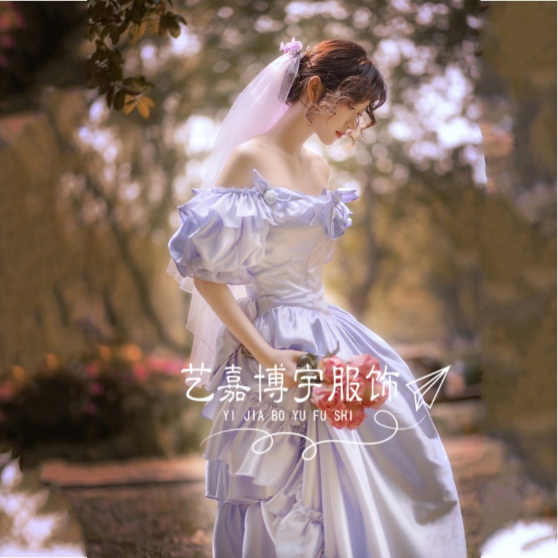照相馆主题复古婚纱港风礼服法式宫廷青春少女艺术照写真拍摄影服