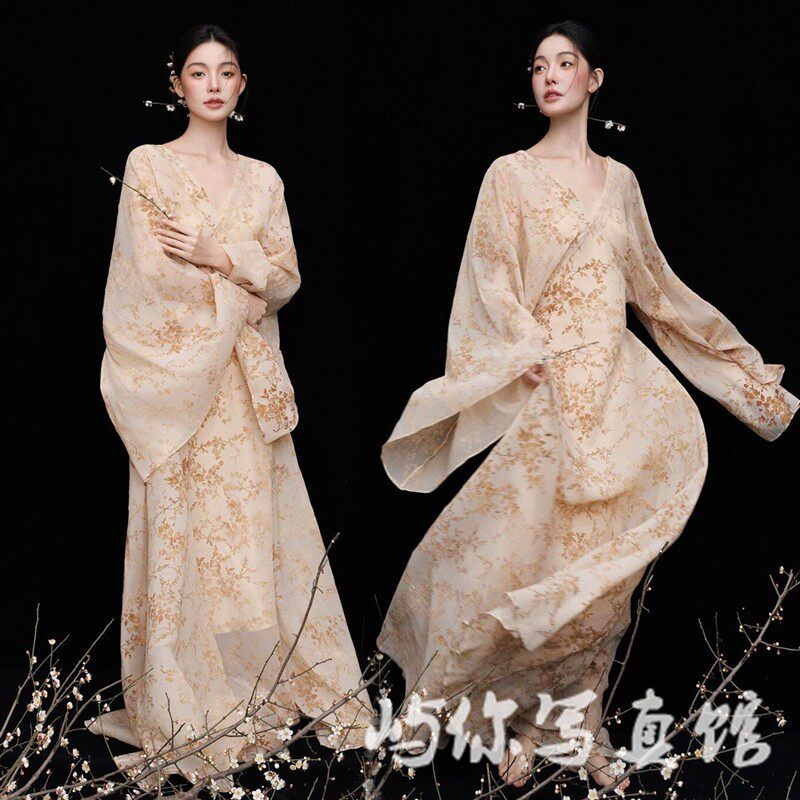 新款影楼写真主题复古油画风主题新中式禅意清冷个人写真摄影衣服