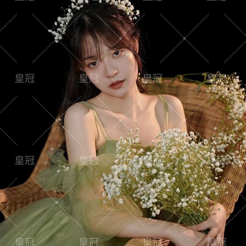 写真服装女照相馆主题小清新洋装森系氛围感婚纱个人艺术拍照摄影