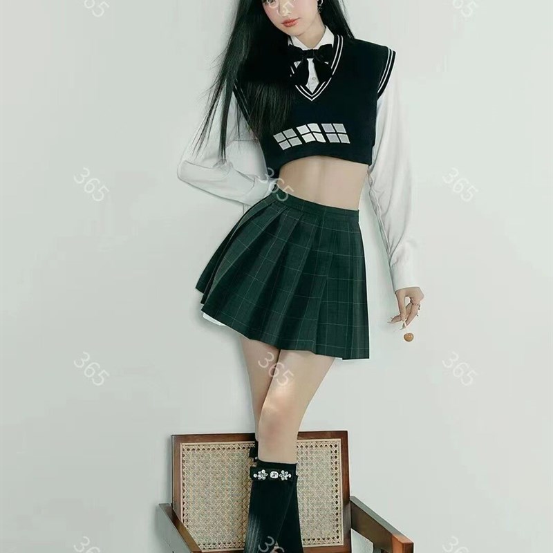 新款影楼个人写真服装少女美式复古杂志学院风艺术照摄影JK制服