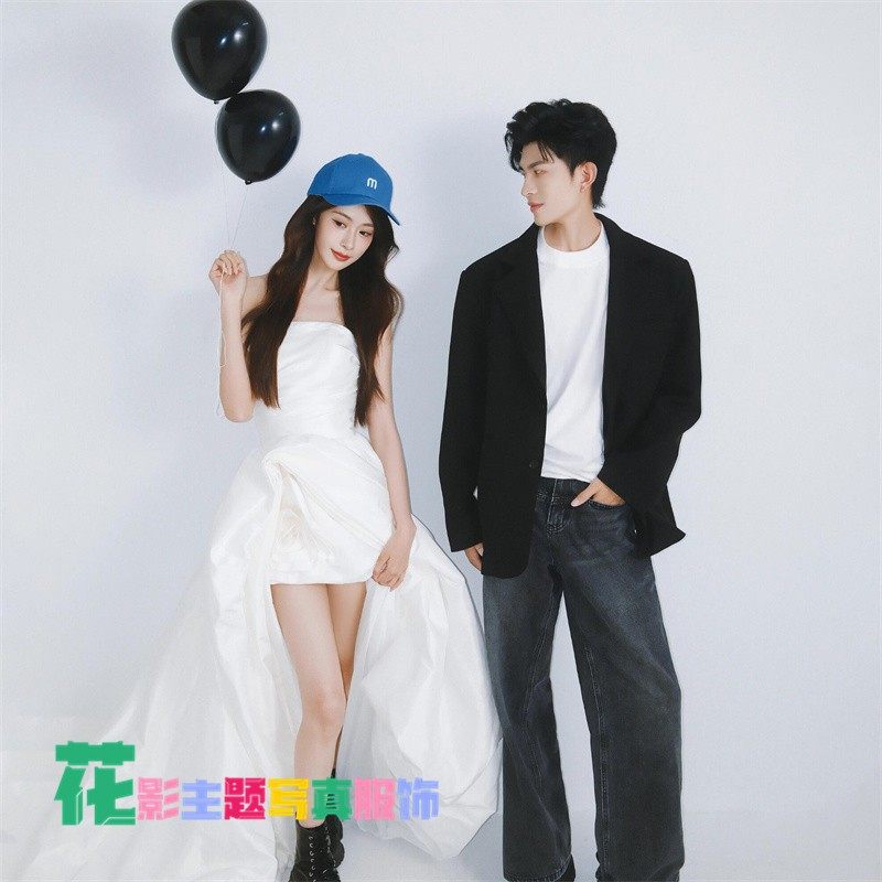 影楼新款拍照旅拍主题服装时尚街拍婚纱摄影外景前短后长拖尾礼服