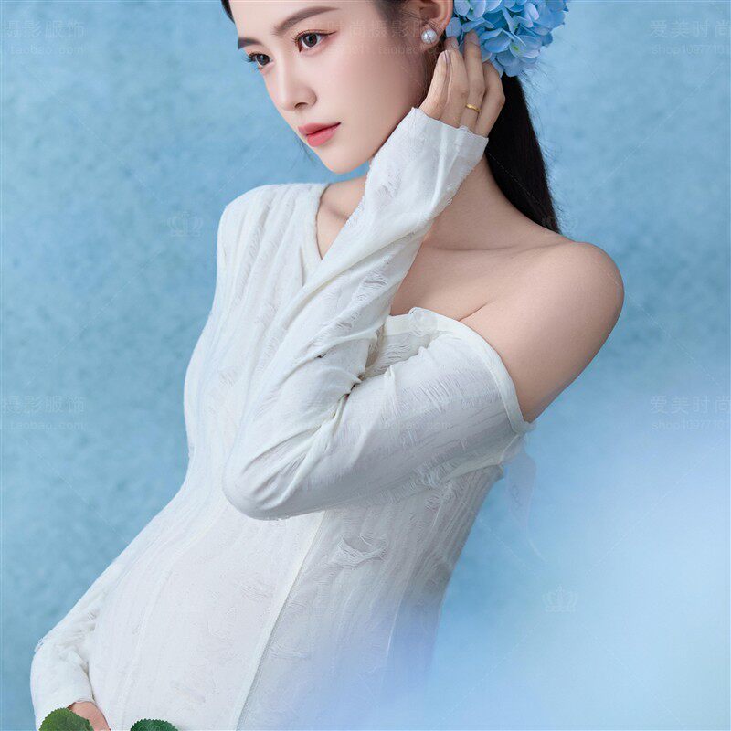 孕妇主题影楼服装新款复古气质白色长裙优雅高级感写真肖像摄影服