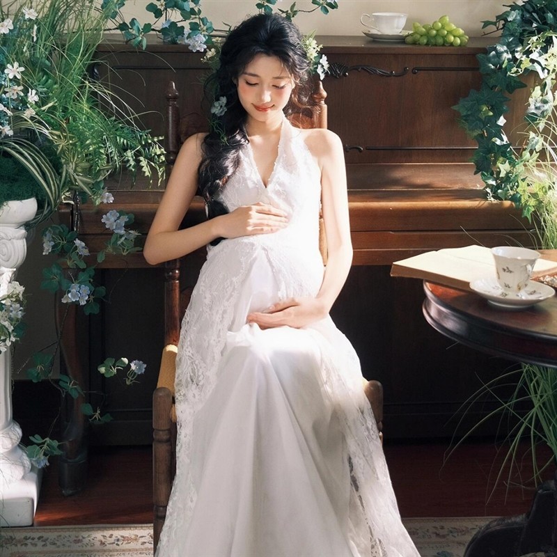 孕妇照服装法式复古新款孕妈咪清新挂脖蕾丝连衣裙艺术照片写真