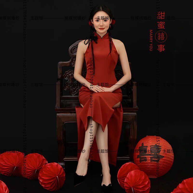 影楼新中式复古喜嫁风旗袍敬酒服情侣新娘订婚高级感婚纱摄影服装