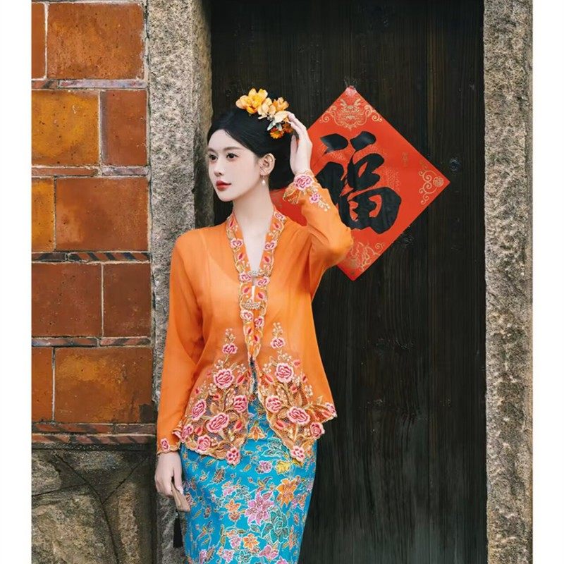 新款小娘惹服装簪花民族旅拍西双版纳少数民族刺绣清新傣族服装