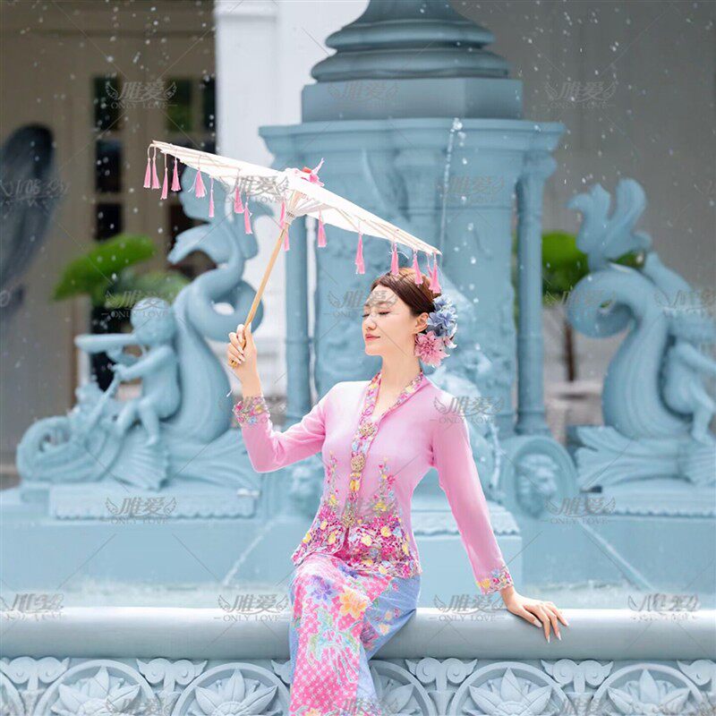西双版纳服装旅拍傣族服装新款清新小娘惹傣装云南民族风写真服饰