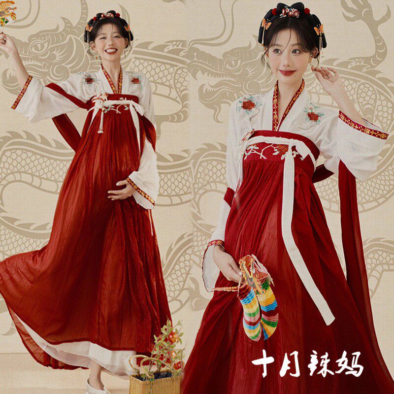 影楼新款龙年孕妇照写真汉服古风套装孕妈可爱简约新年孕味照服装
