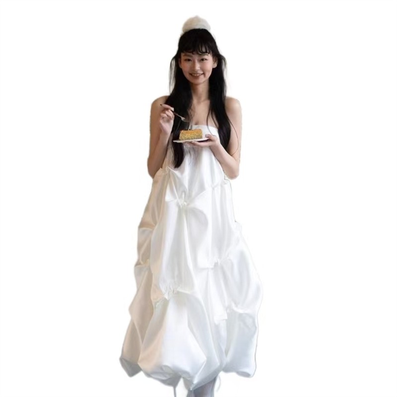 法式轻婚纱新娘敬酒服小众高级感抹胸森系出门纱白色订婚礼服裙女