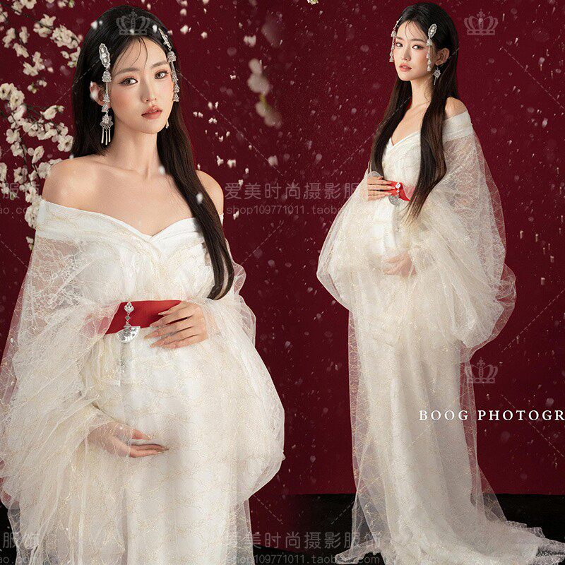 影楼新年孕妇照主题写真中式连衣裙国风孕妈高级感大肚照摄影服饰