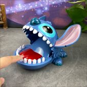 史迪仔咬手指玩具巨型咬人按牙齿醒狮鳄鱼嘴整蛊解压桌游生日礼物