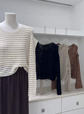 法式短款针织衫女设计感小众秋季宽松慵懒风镂空露肩长袖打底上衣