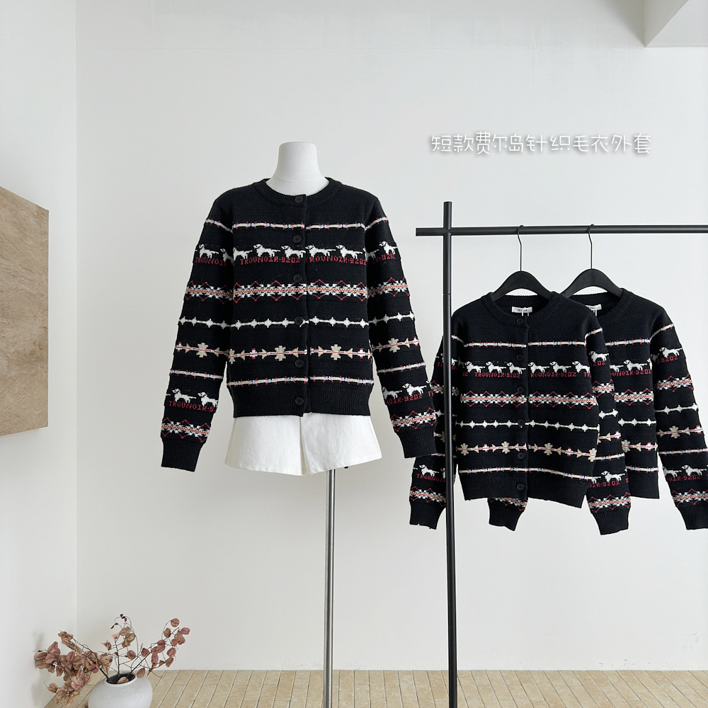 软糯短厚针织开衫毛衣