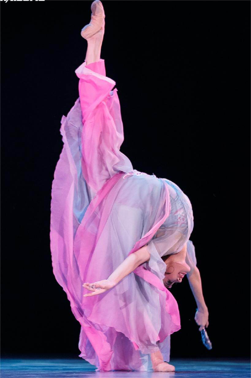 桃李杯点绛唇原版演出服女飘逸渐变舞蹈服艺考伞舞扇子舞表演服
