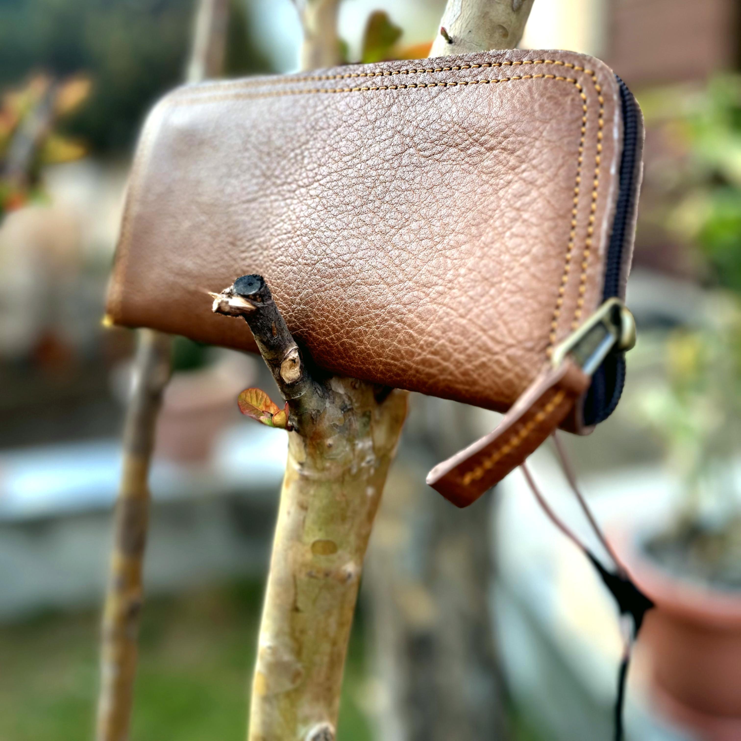 尼泊尔手工头层牦牛皮钱包手拿包钱夹