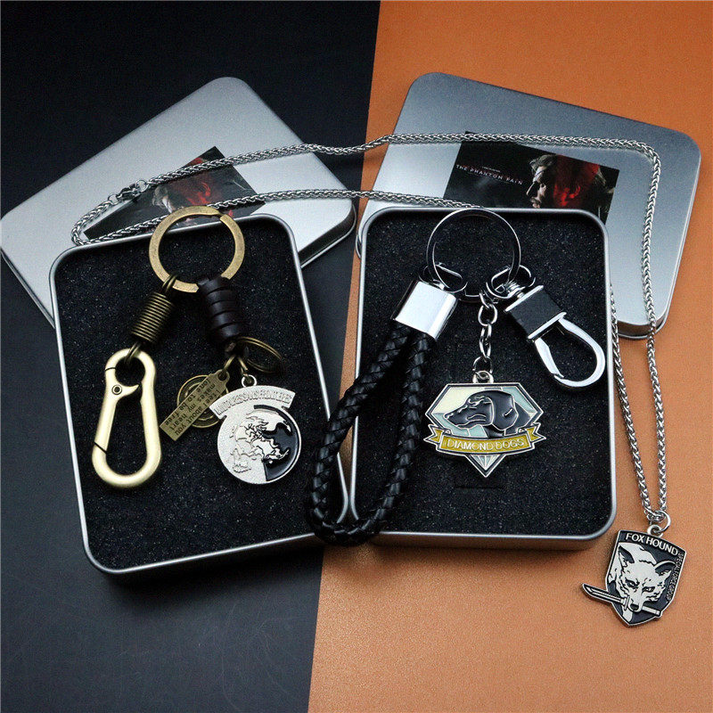 合金装备5幻痛周边牛皮绳钥匙扣圈链合金项链钻石狗挂件男女饰品
