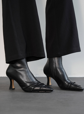 Fermina 尖头弹力瘦瘦靴女细跟高跟短靴秋季新款时装靴侧拉链女靴