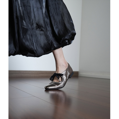 Fermina春季浅口银色单鞋女平底低跟软面芭蕾鞋系带玛丽珍鞋通勤