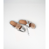 女夏平底低跟芭蕾鞋 Fermina 花朵包头拖鞋 银色半拖舒适凉拖度假风