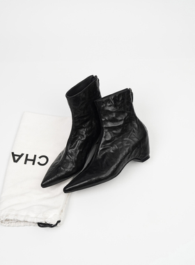 Fermina 法式复古黑色尖头短靴女粗跟羊皮百搭通勤女靴显瘦单靴冬