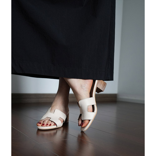 Fermina 露趾H一字拖鞋女夏外穿粗跟中跟半拖简约时尚凉拖度假风