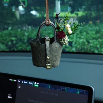 原创汽车挂件车载香薰后视镜车挂高级感小众女士网红车内饰品车饰