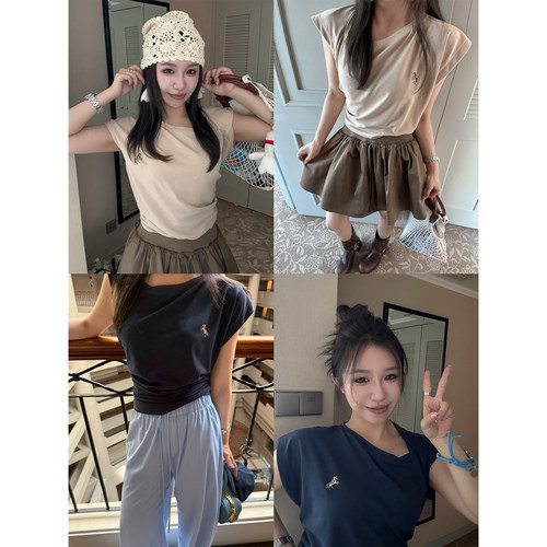 Scout 西太后私服 扭扭造型辣妹斜肩挖领造型感T恤女气质捏皱上衣