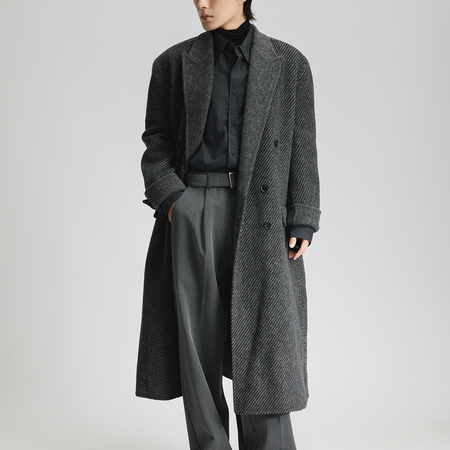 三木工白复古条纹毛呢西装大衣