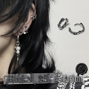 朋克亚文化 烤漆 钛钢小耳环星星不规则 无性别男女 MAS救护所