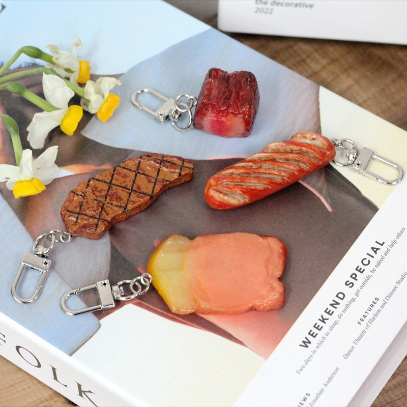 仿真创意食物模型腊肉牛排烤肠雪花牛肉粒钥匙扣圈包包挂件礼物