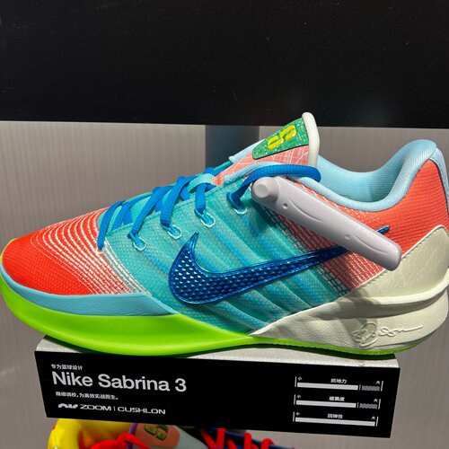 Nike/耐克Sabrina 3 What The男子时尚耐磨透气篮球鞋IO7844-300