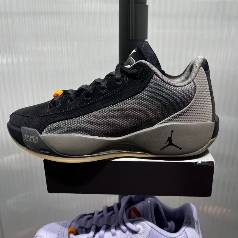 Nike耐克男子JORDAN .77 PF东契奇缓震实战运动篮球鞋 HF0819-200